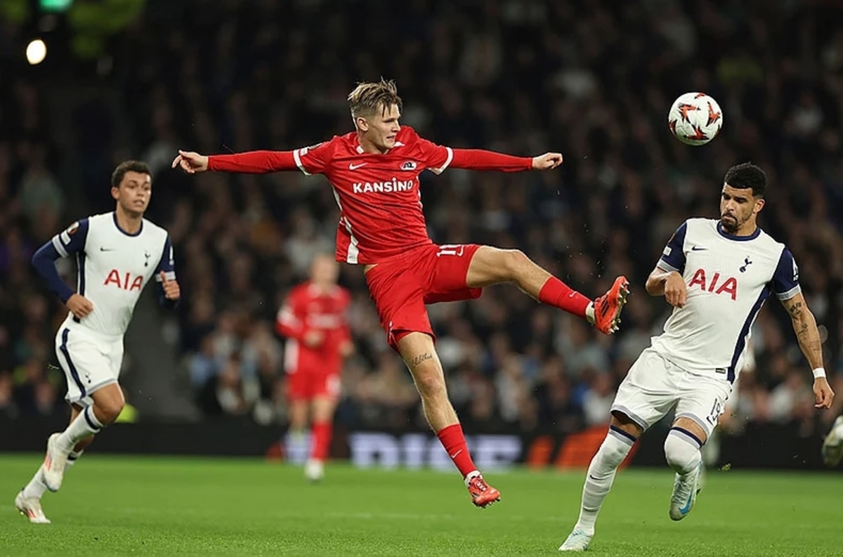 Soi kèo và nhận định AZ Alkmaar - Tottenham
