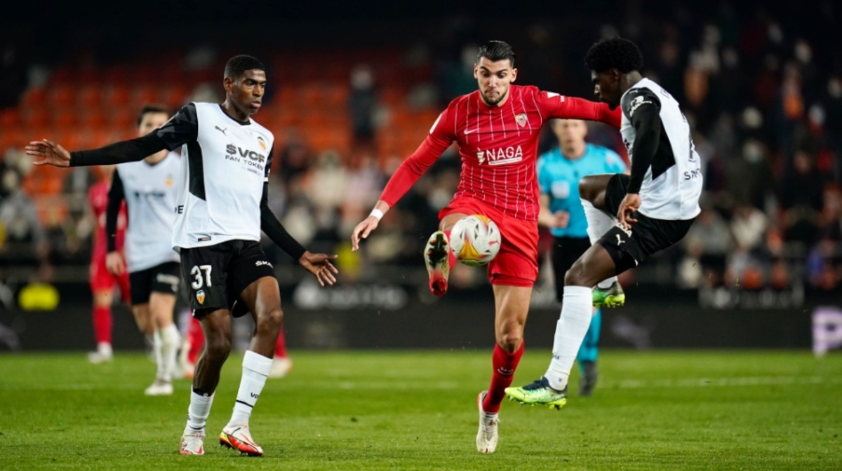 Soi kèo và nhận định Valencia - Sevilla